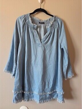 APNY Womens Denim Type Tunic Top Sz small Blue Flowy Classic Minimal Raw Hem